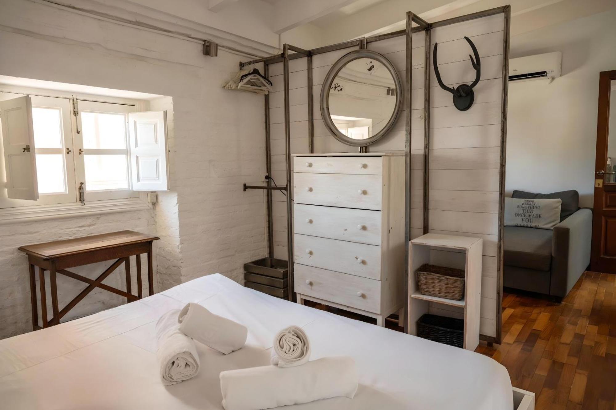 Estudio Ciutat Vella Al Lado De Jardines Del Turia Apartment บาเลนเซีย ภายนอก รูปภาพ